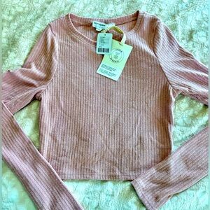 (NWT) Urban Renewal Pink Ribbed Form Fitted Long Sleeve Top